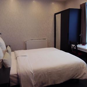 Kamer met een Queen Size Bed